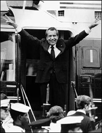 Nixon departs White House on Marine One